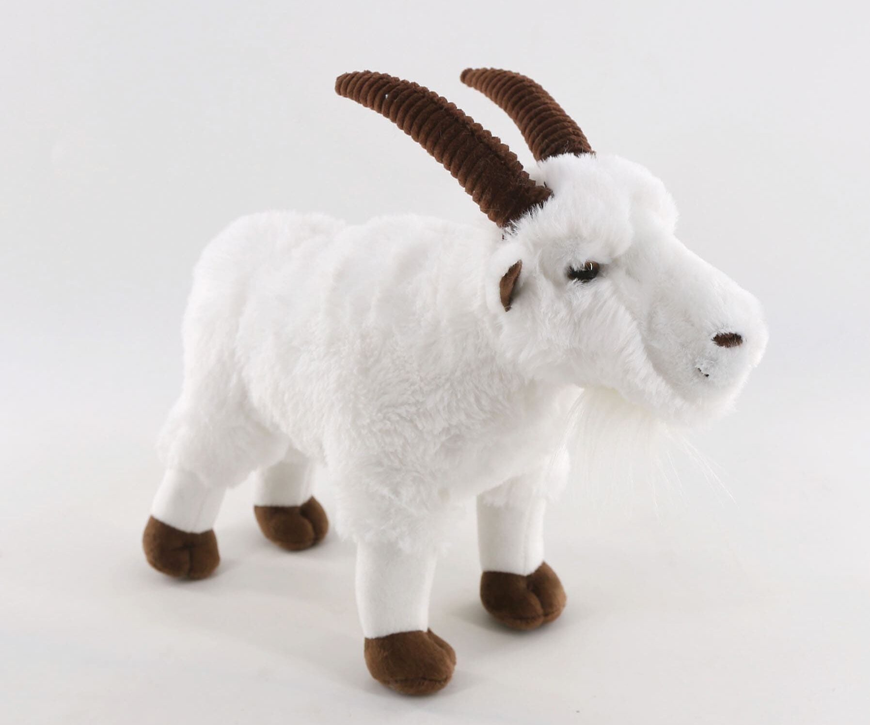 32166 Mountain goat